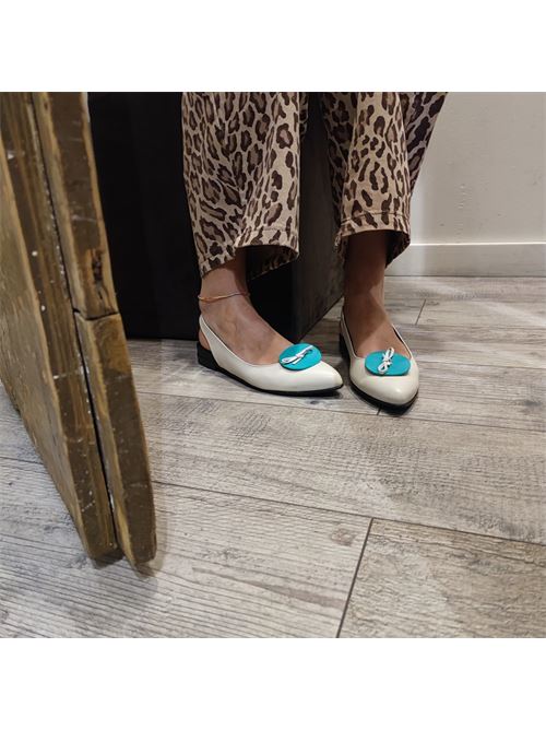 Slingback con accessorio turchese IL LACCIO | ATENE15NAPPAICE/SMERALDO